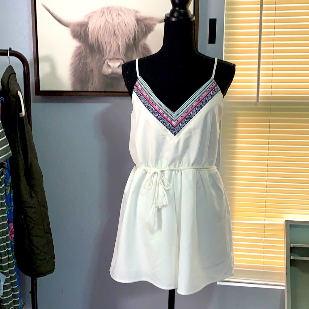 NWT white romper from francescas!